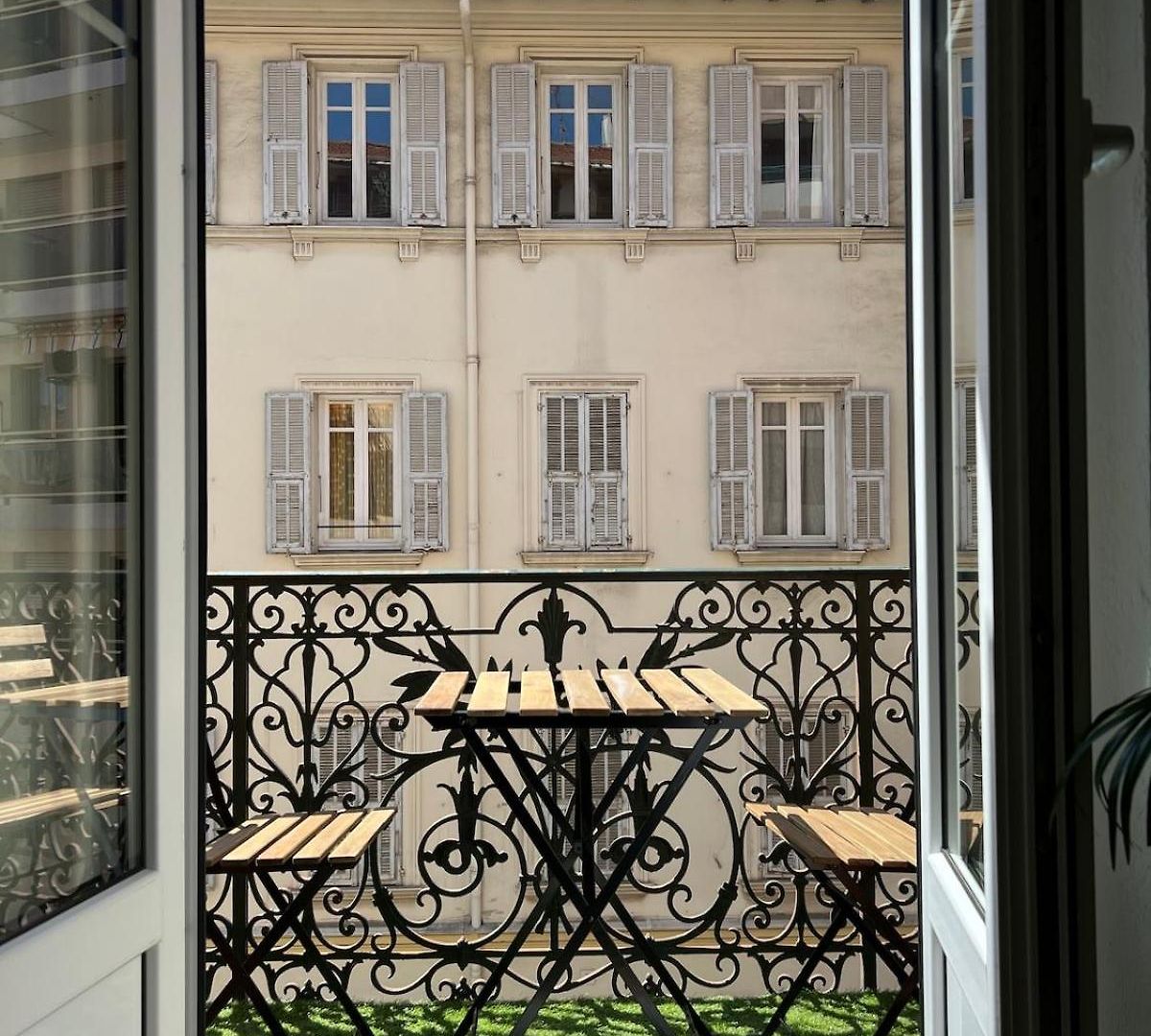 Liberation, Charming, Quiet 2-room With Balcony * Nice
