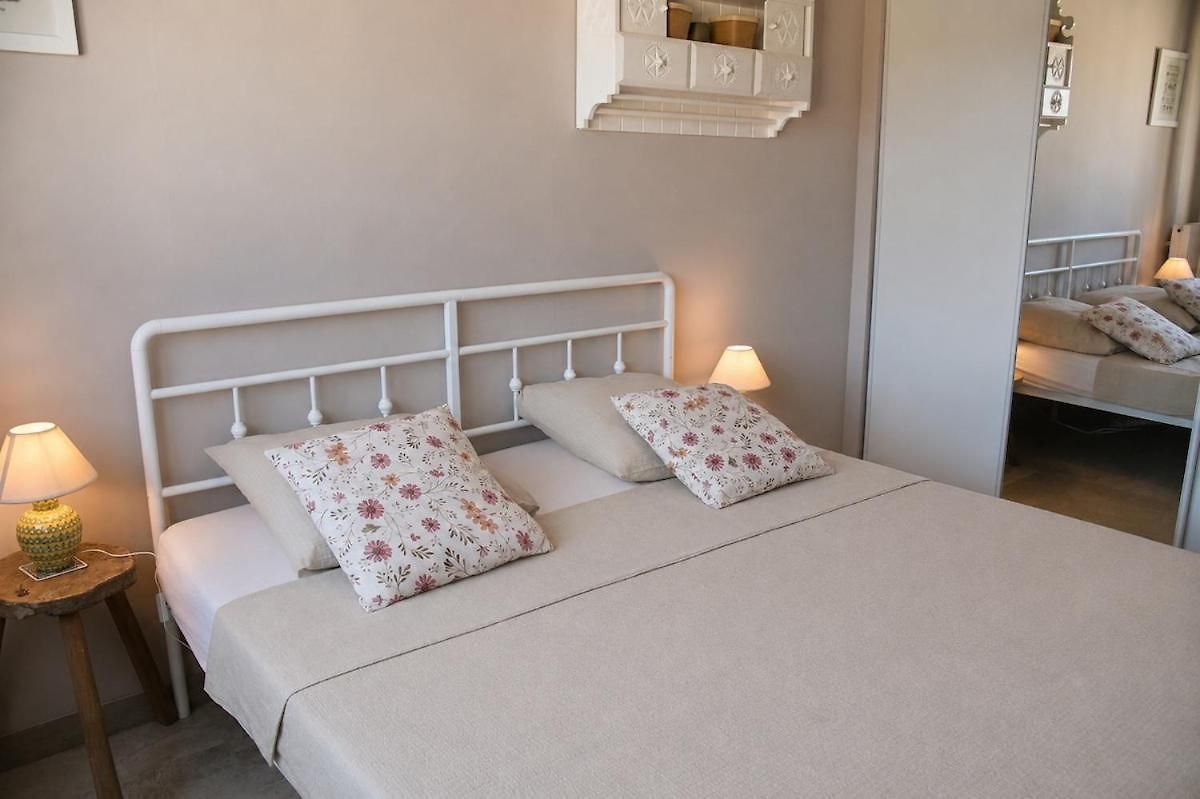 Sunny Terrace With Great View- Port, & Garibaldi- 3 * Nice