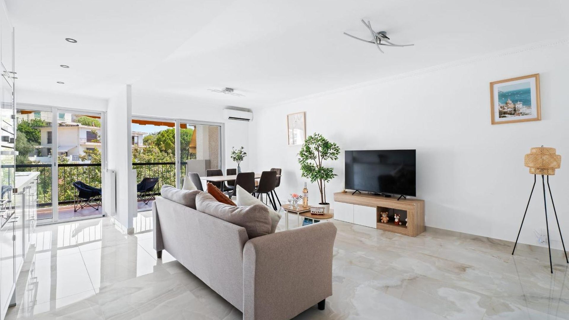 Lanterne Vue Azur - Welkeys Apartment