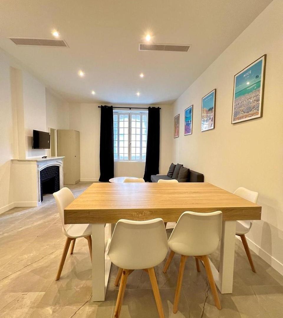 Apartment Joli Appartement Avec Jardin, 2 Chambres, Centre Ville De Nice Nice