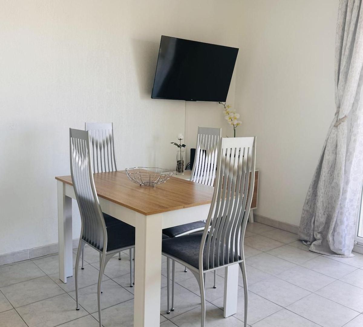 Azurea 2p Lumineux, Plage, Parking, Clim Nice