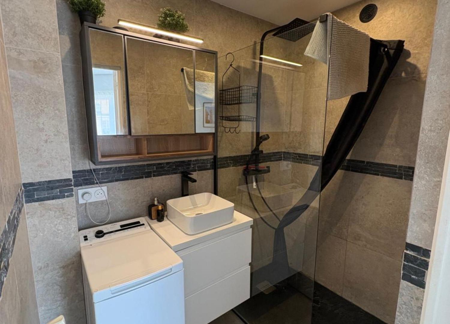 Modern Apartment, Air Conditioning, Balcony Liberation Apartment Nice