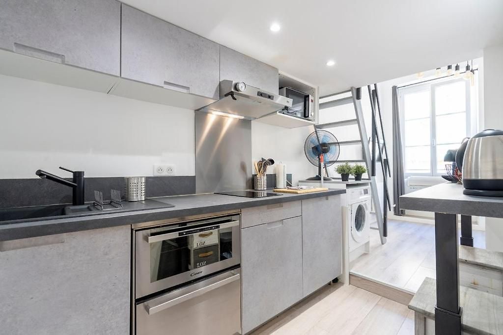 Unique 2 Biens En 1, Clim, Moderne, A 300m *