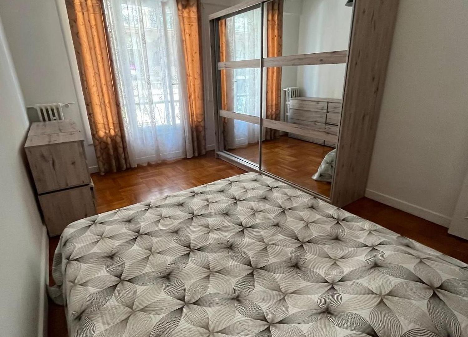 Apartment 2 Pieces Nice