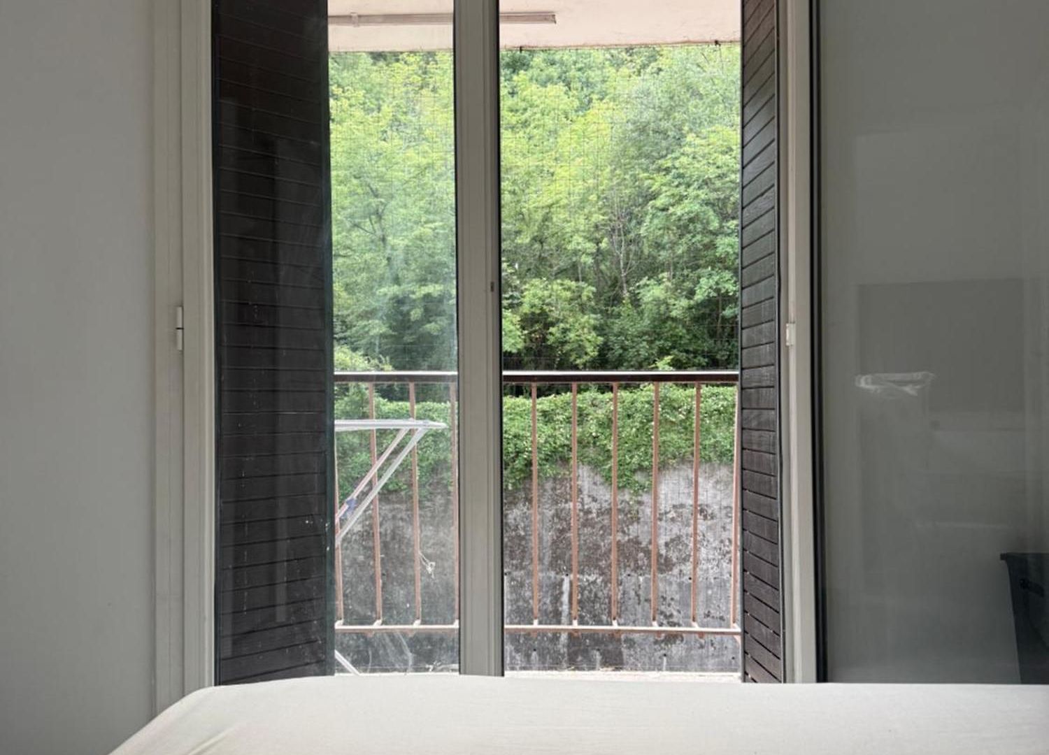 Apartment Apparently 2 Bedrooms *