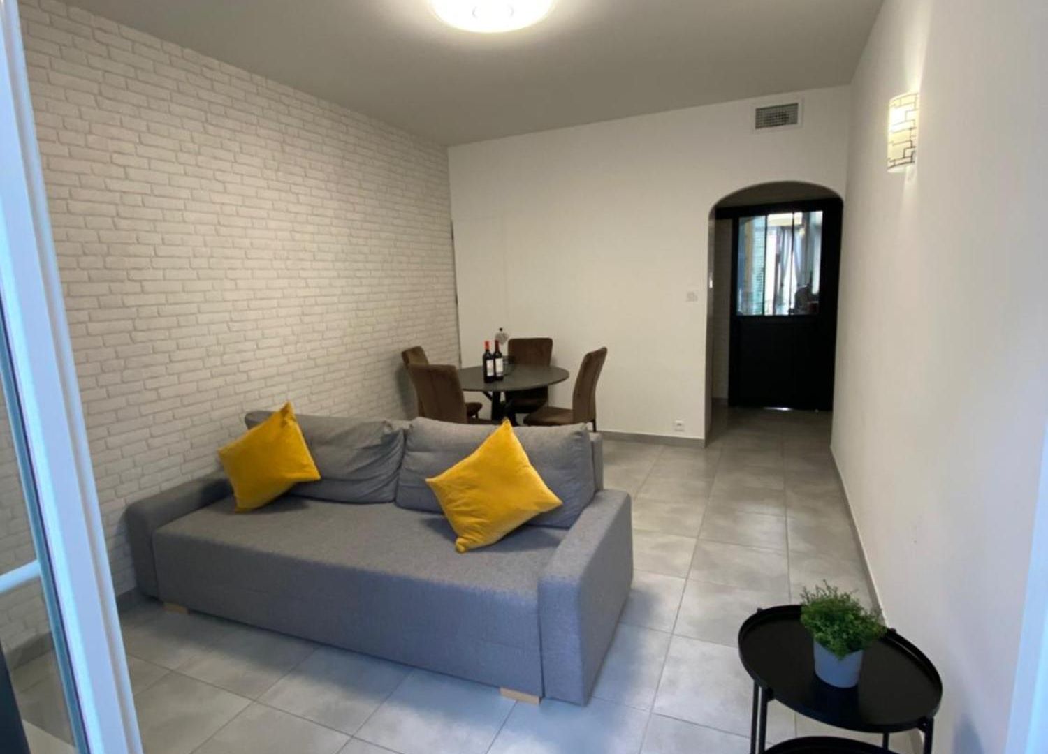 Location Apartment