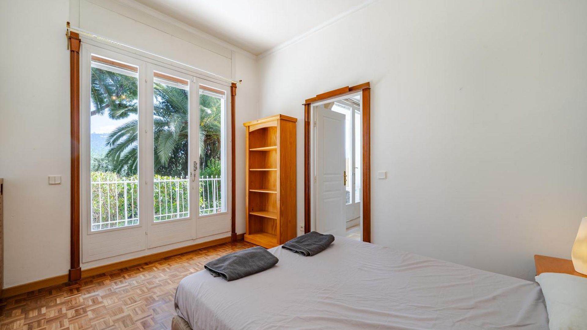 Spacious Flat - Calm & Ac Nice
