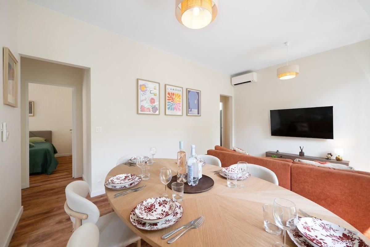 Apartment Spacious In Port Of