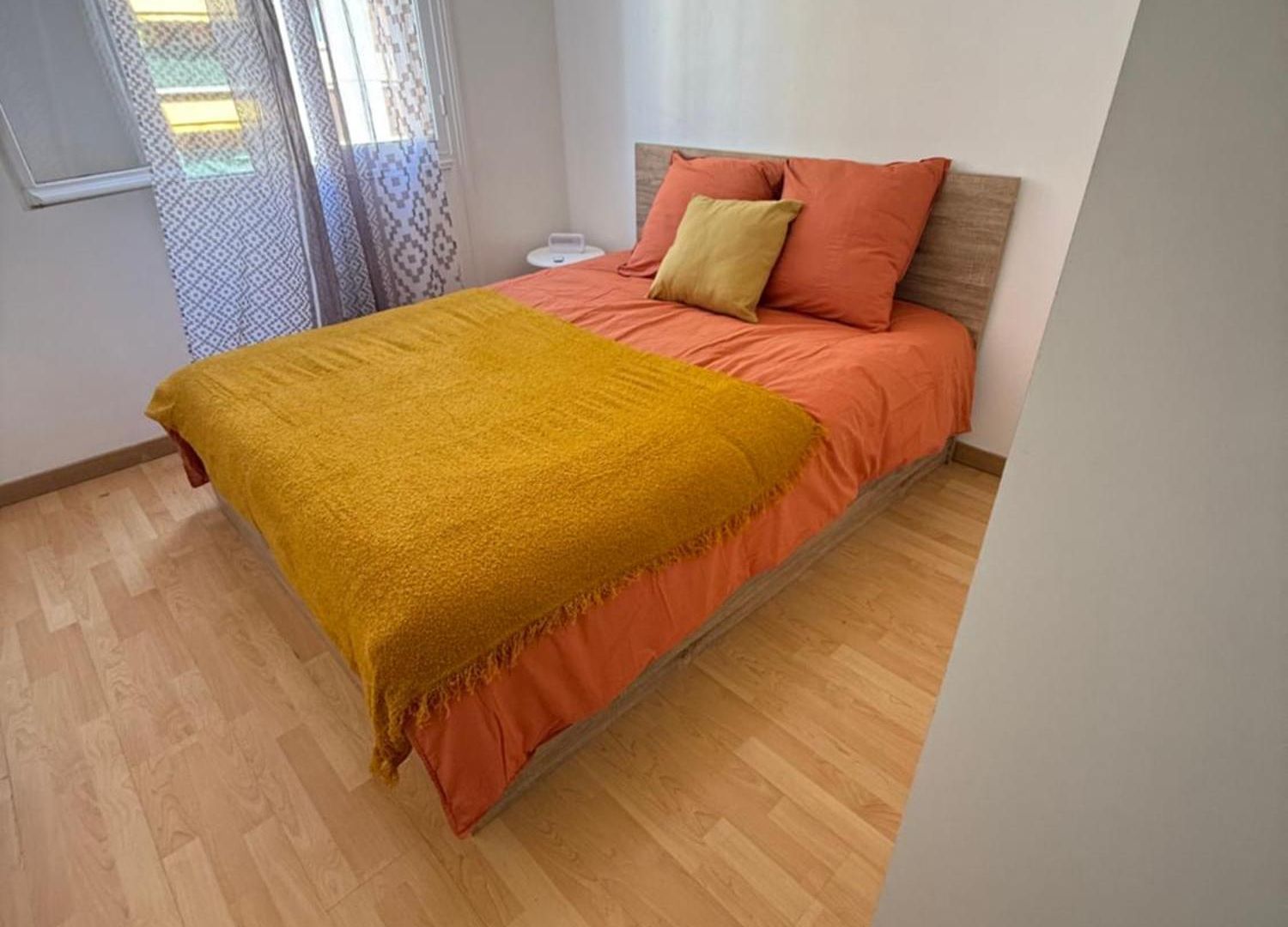 Apartment Cosy In With Balcony Parking