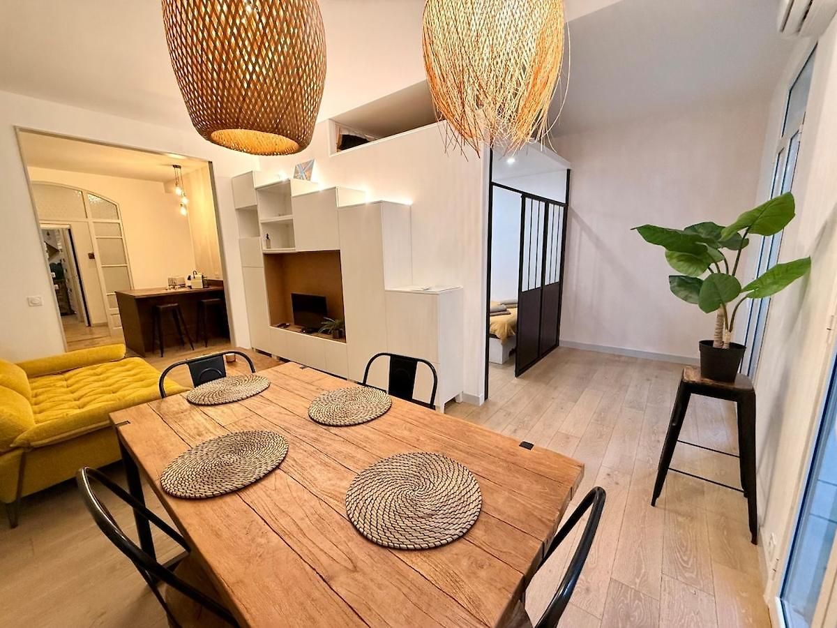 Apartment Elegant Climatise , Vieux Nice, A Pied