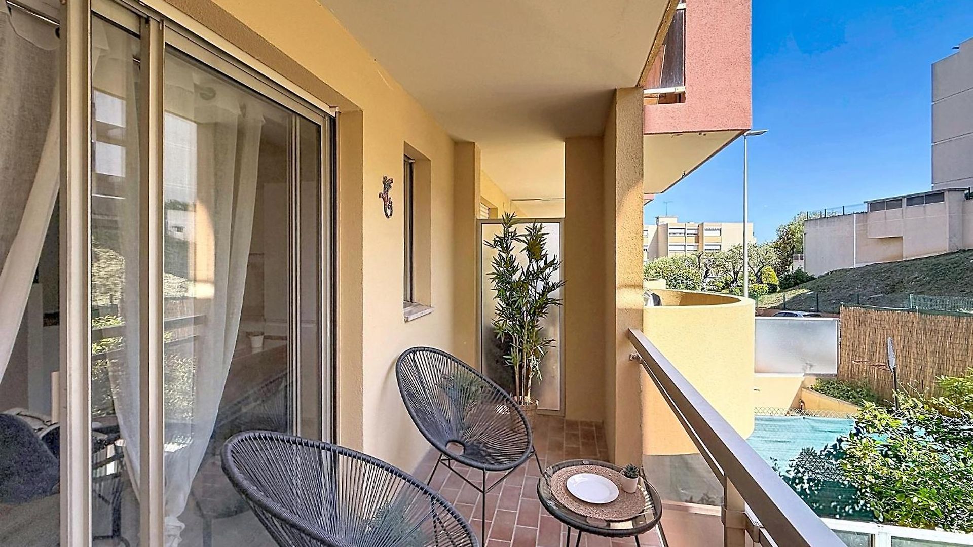 Apartment Proche De Toutes Commodites - Ouest *