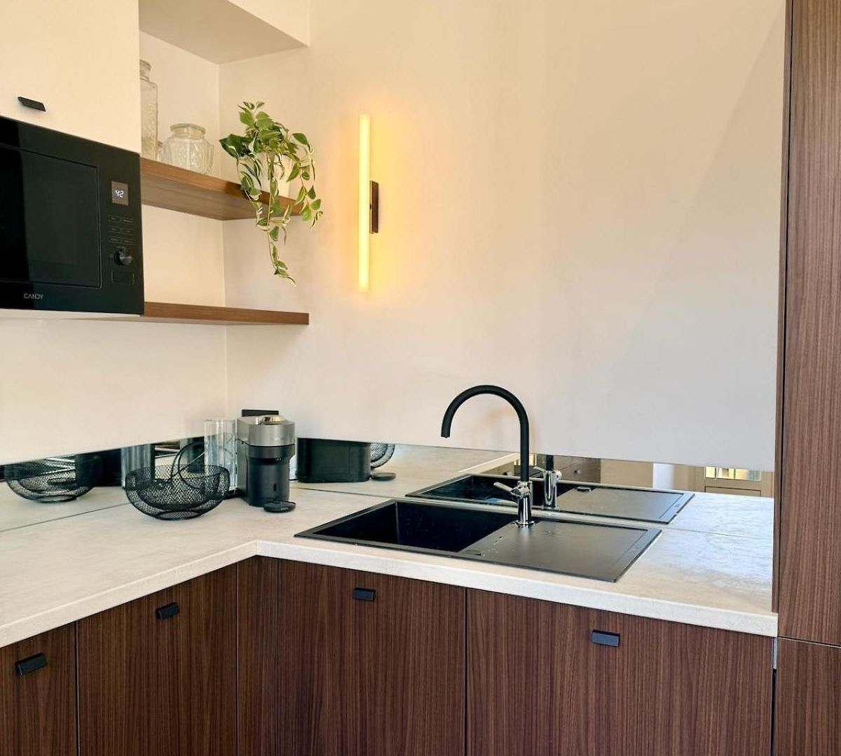 La Girelle - Bright And With A Balcony - Port Of Apartment