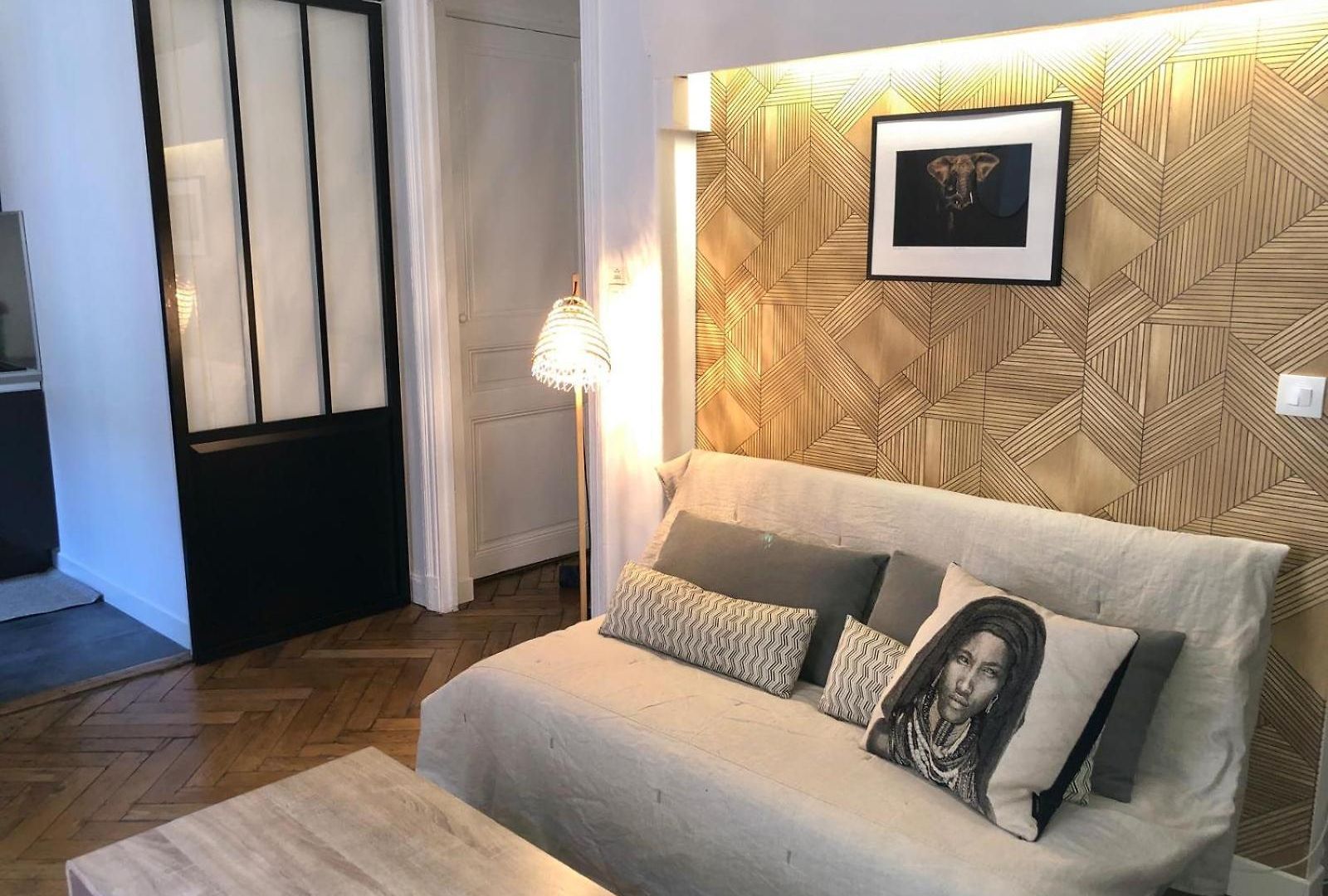 Le Shakespeare 18 Mezzanine Apartment *