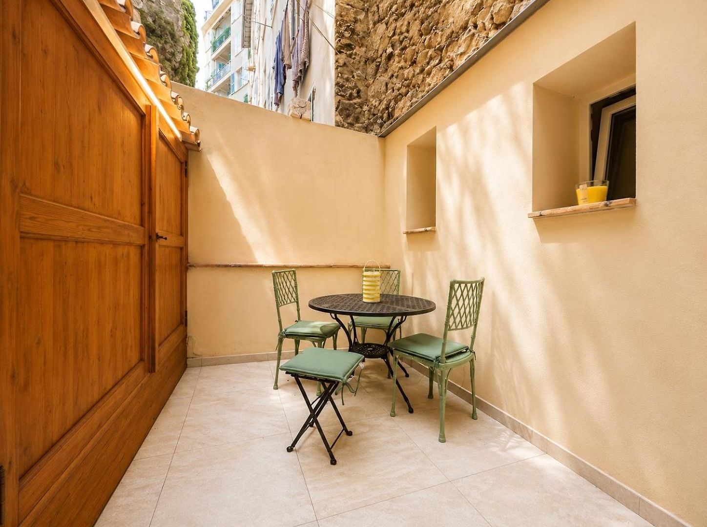 Port De - 2 Pieces Avec Jardin - 4 Personnes Apartment