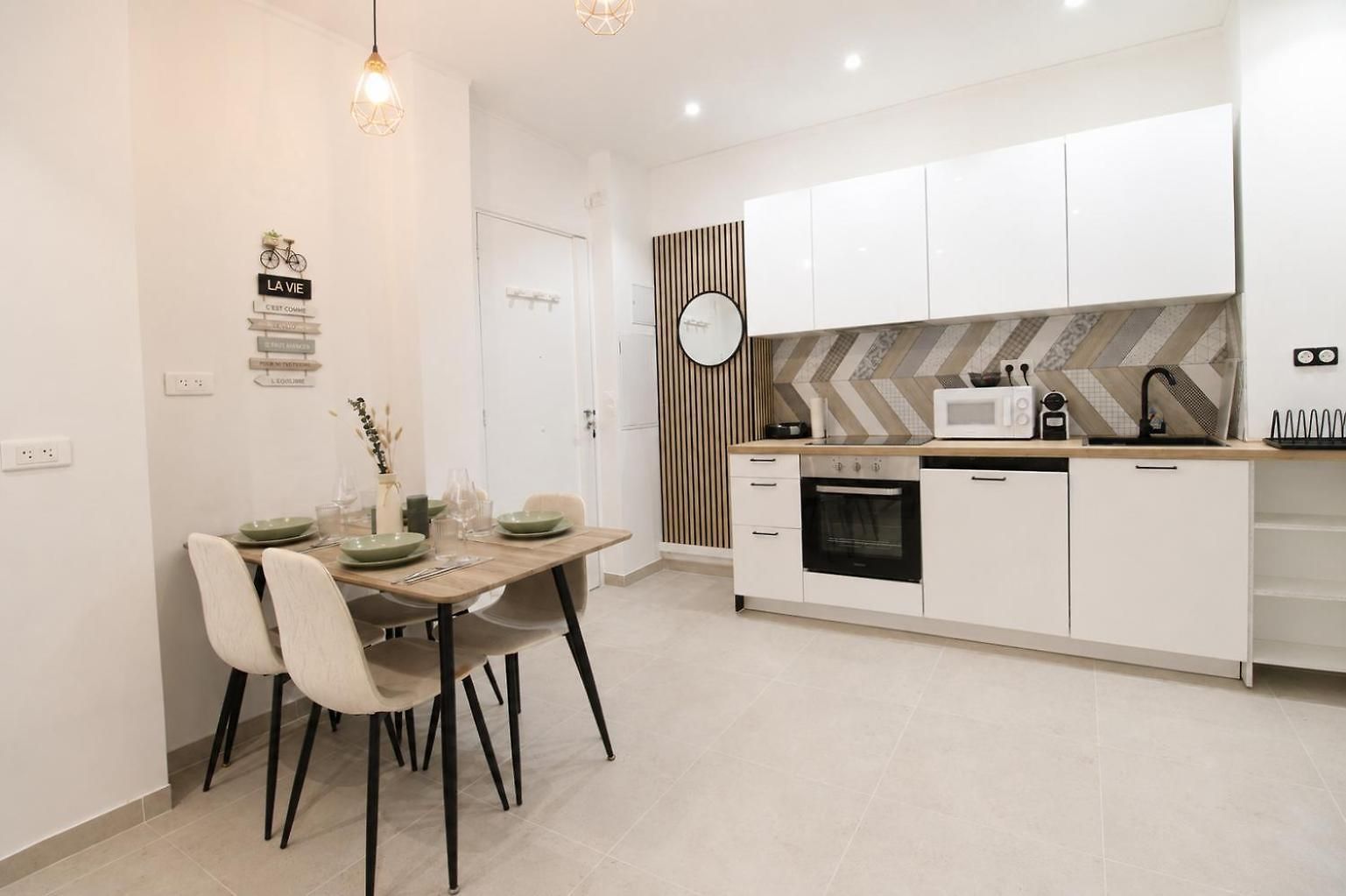 Apartment Calm Elegant In The Heart Of Nice