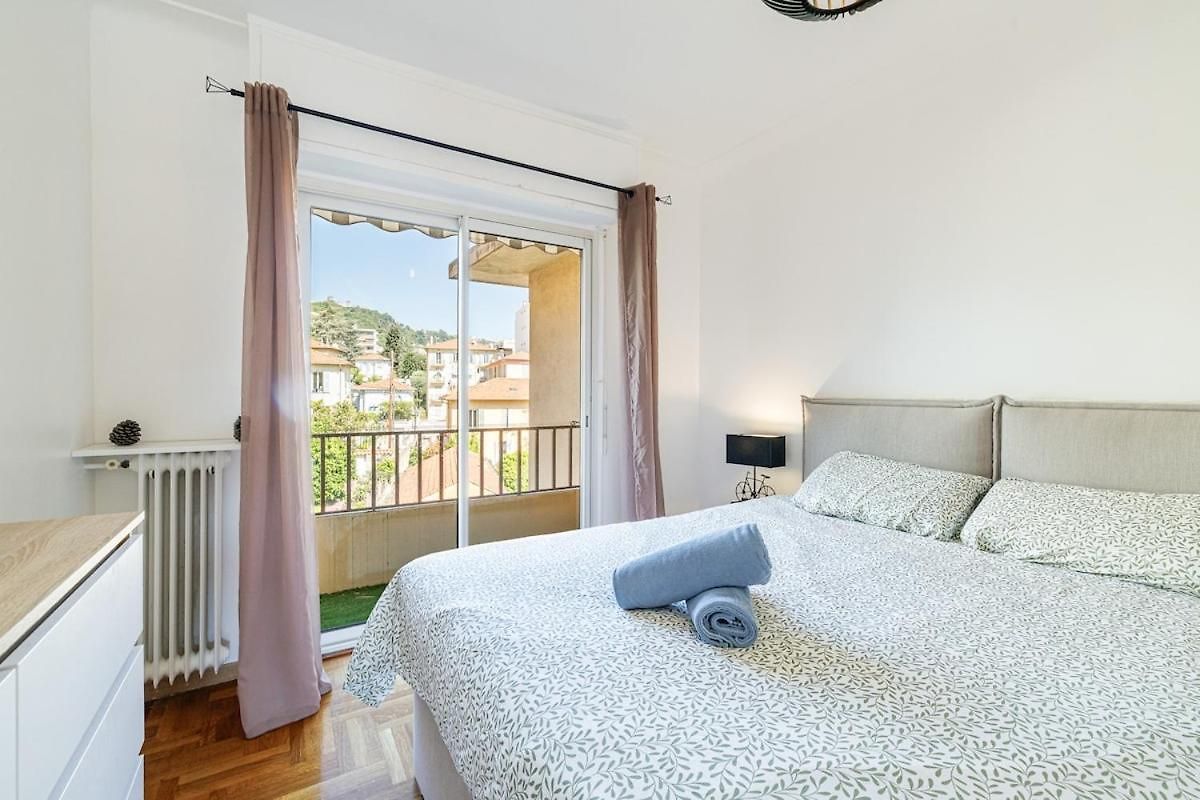 Spacieux T3 Avec Balcon Confort Et Convivialite Apartment Nice