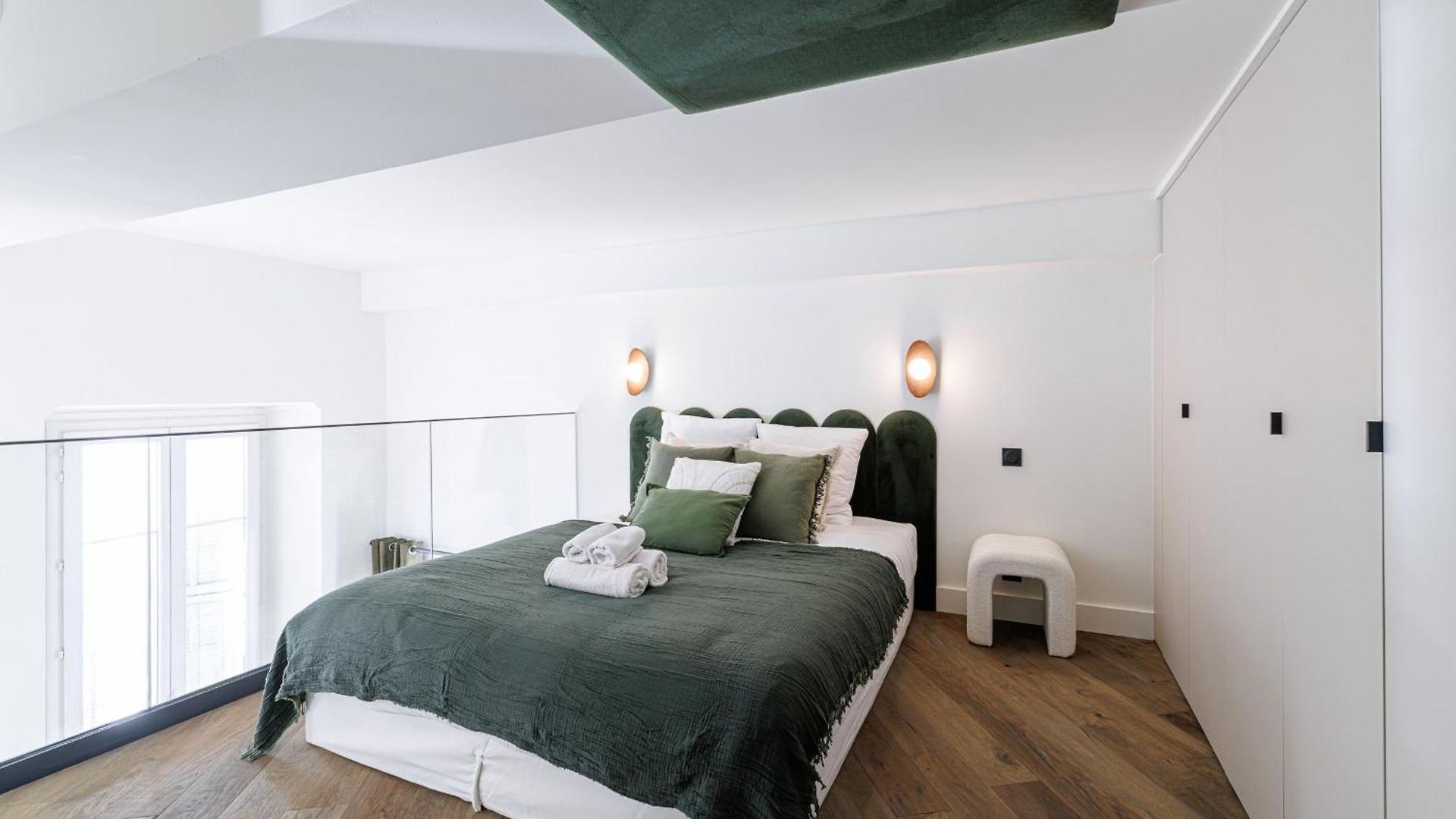 20 Quai Lunel - Loft Vue Port De - 2 Mezzanine - Climatise Apartment *