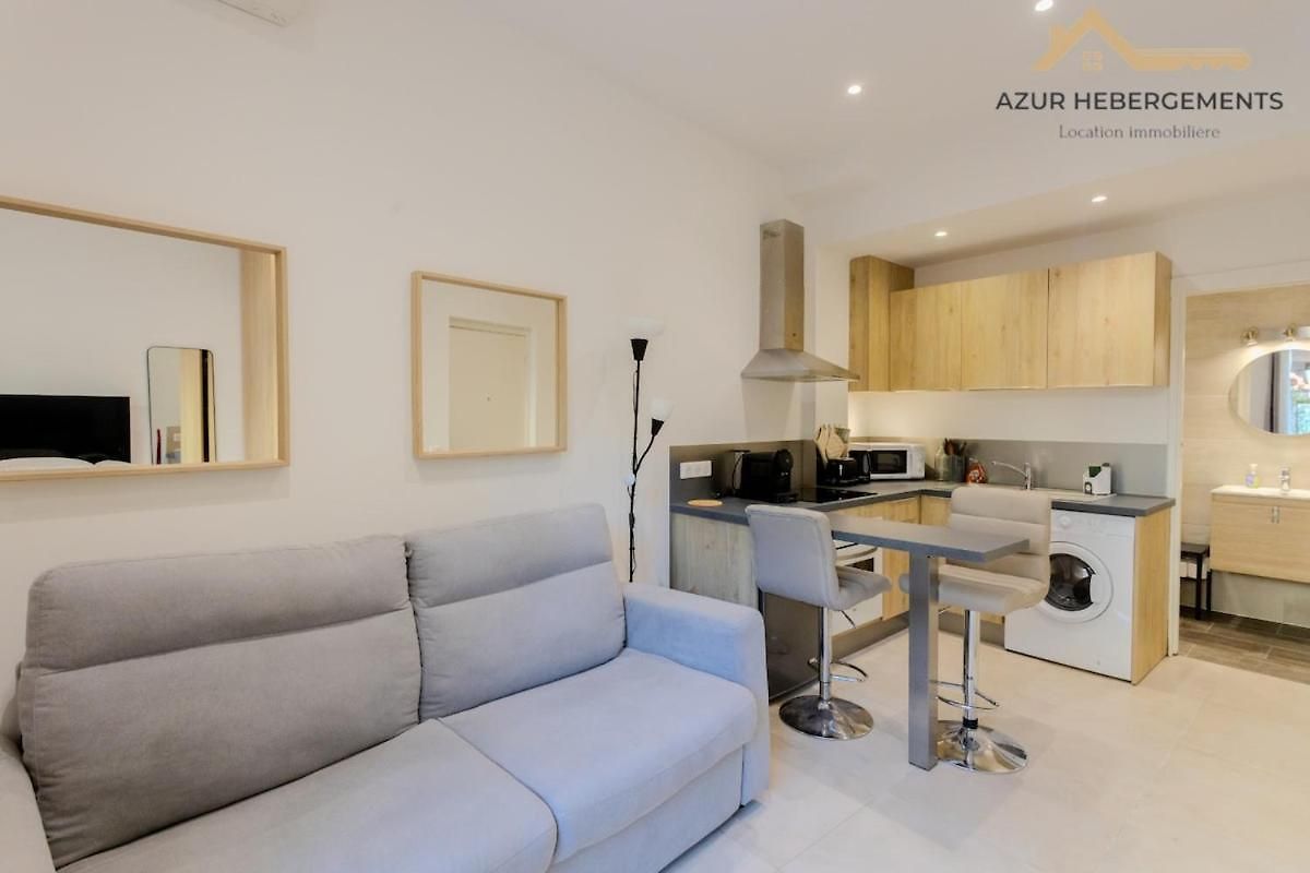 A 2 Min De La Promenade Des Apartment *