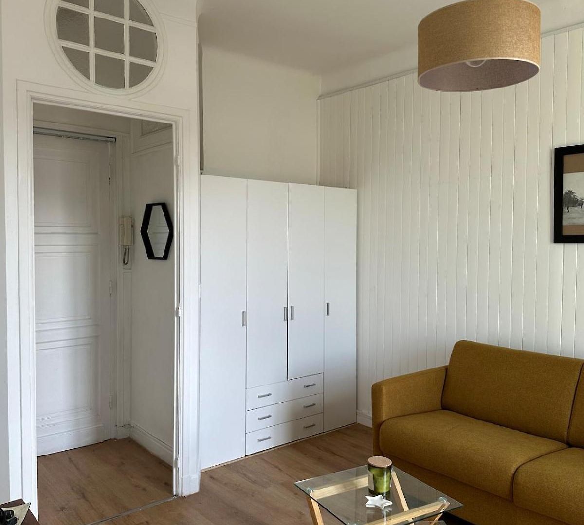 Apartment Le Soleil Nice, Train Station, 2 People *