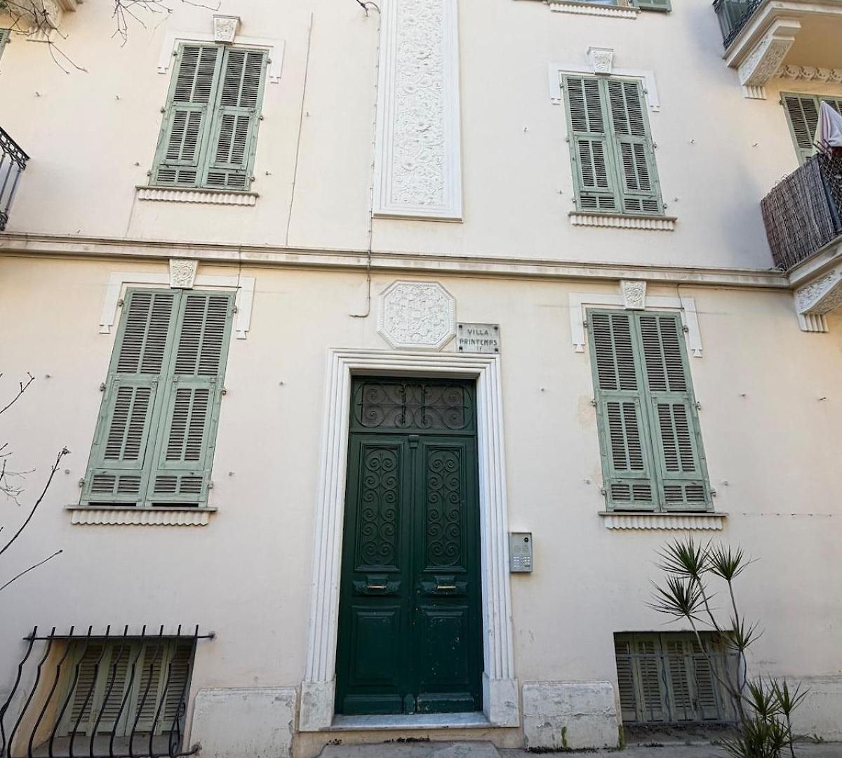 Apartment Very Charming In *
