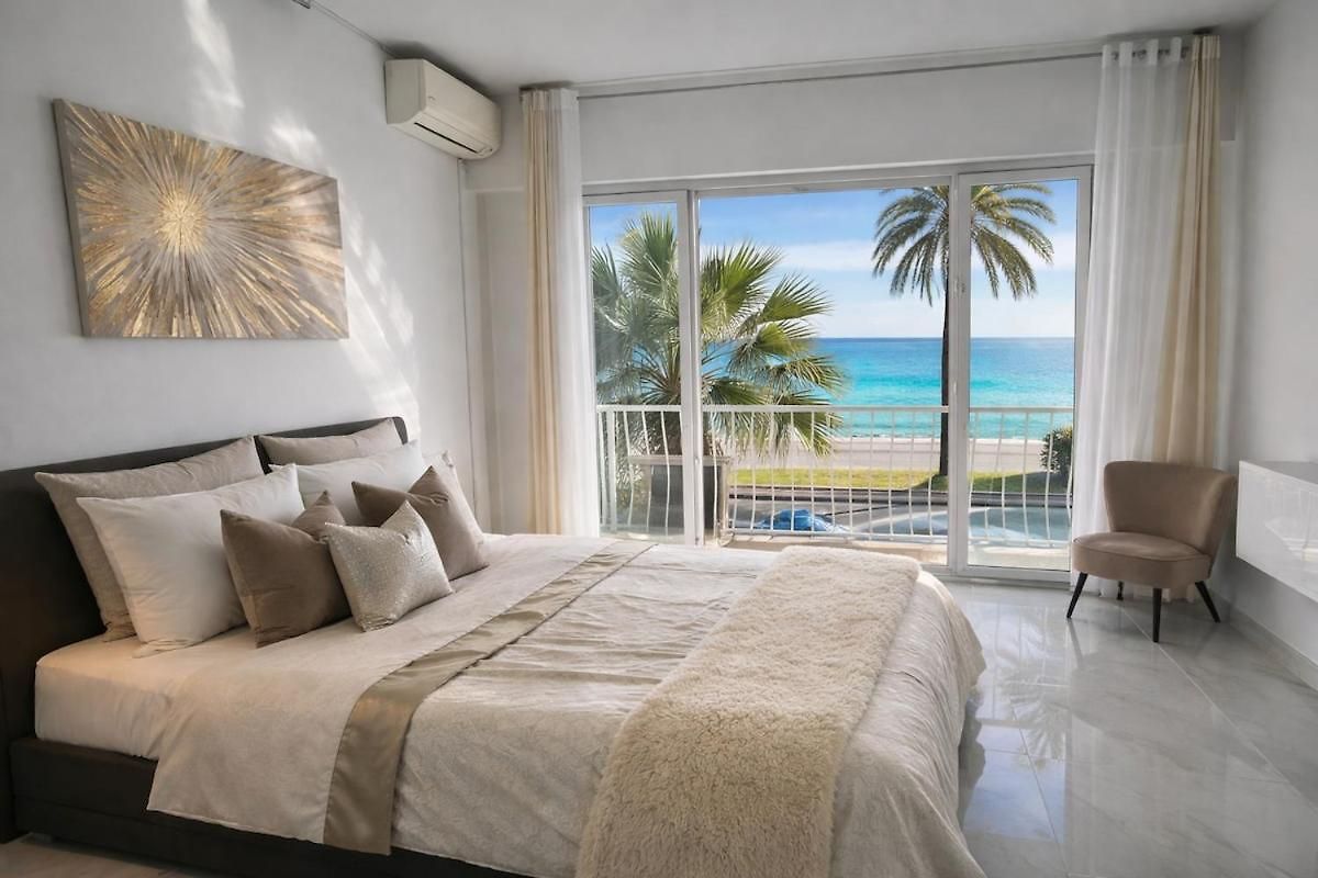 Exceptional With Panoramic Sea Views * Nice