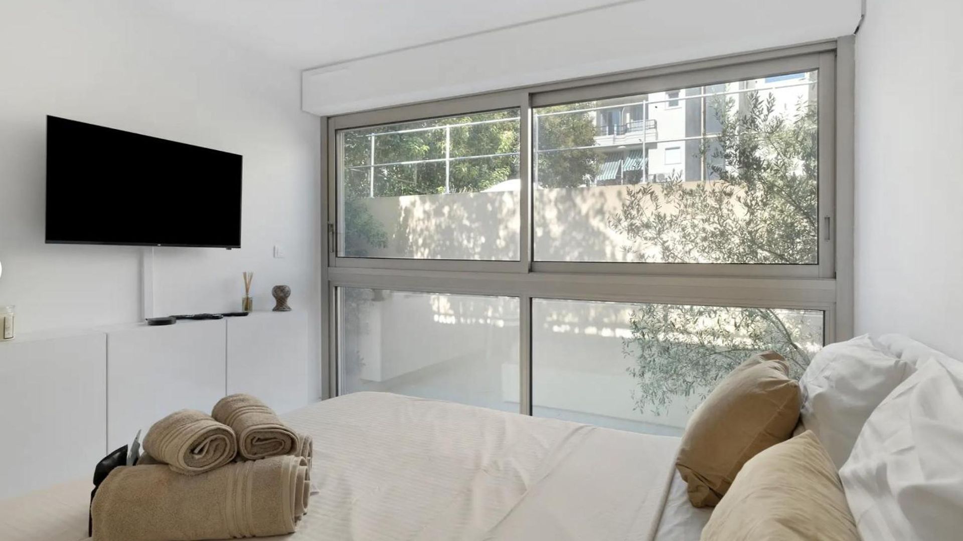 Cosy Climatise Dans Le Carre D Or Apartment