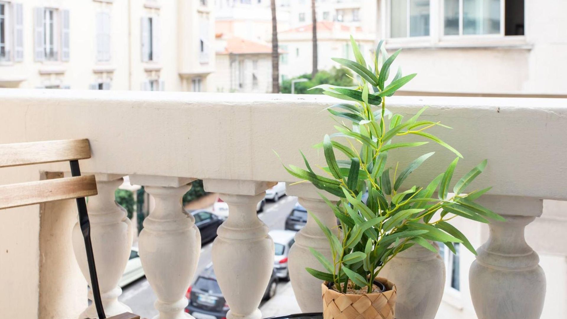 Apartment L23 Staywizus - 1 Bdr Shakespeare 2 Balconies - Clim & Wifi *