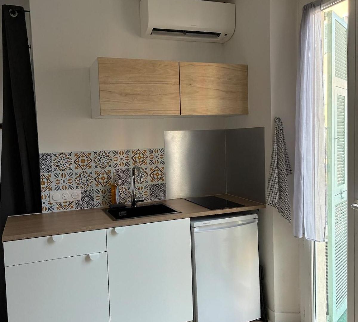Apartment Ideal For A In *