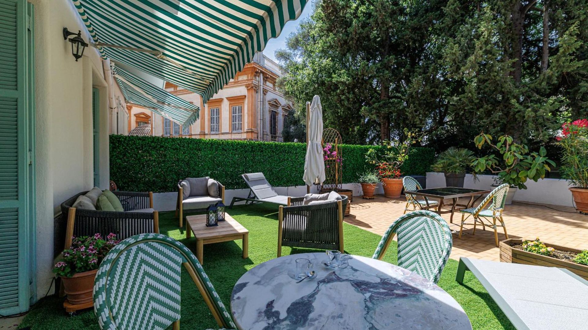 Peaceful 1 Bdr & Large Sunny Terrace - Bail Mobilite Apartment
