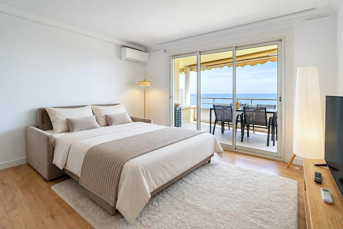 Apartment Exceptional 2 Bedroom With Ac Wifi, Sea Vies And Parking In