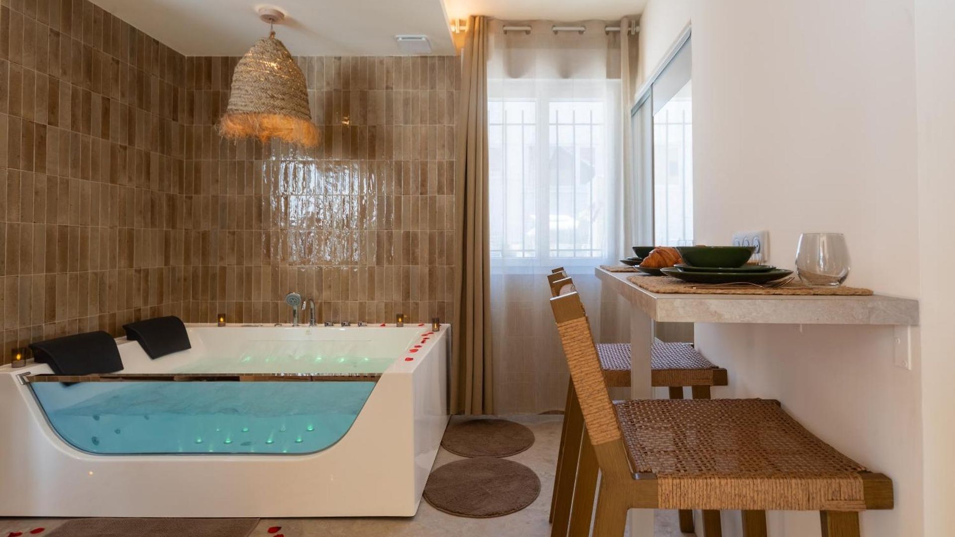 Bali Evasion - Jacuzzi & Sauna Privatif A Apartment