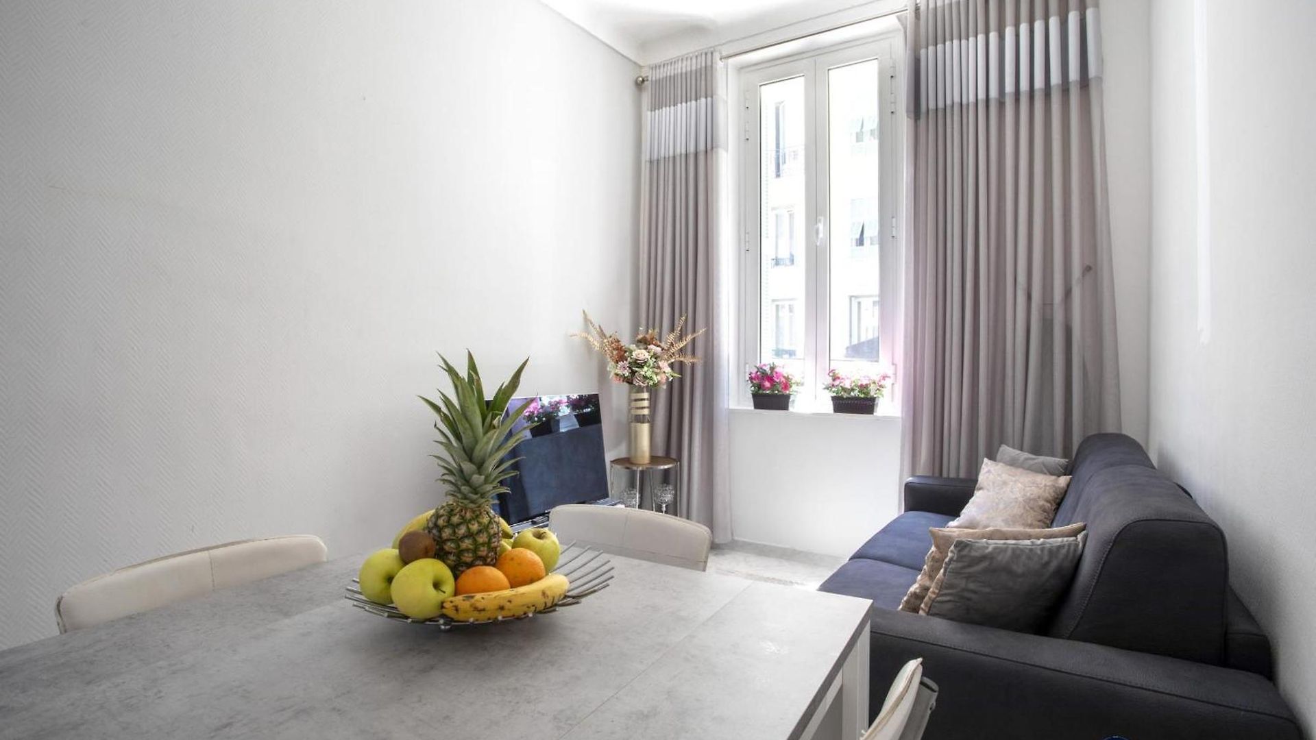 Air-conditioned In The Republique District * Nice