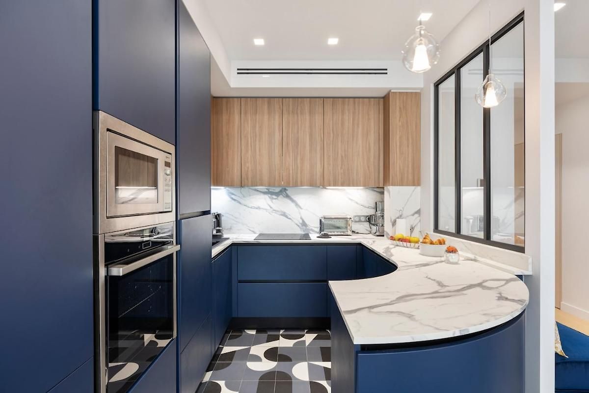 Beautiful Luxury 66 M2 Apartment