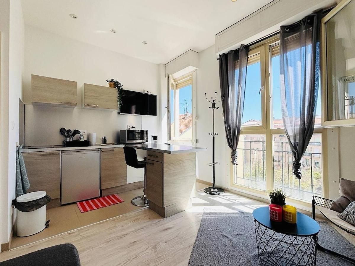 Citycenter - Charming -wifi-5 Min Gare * Nice