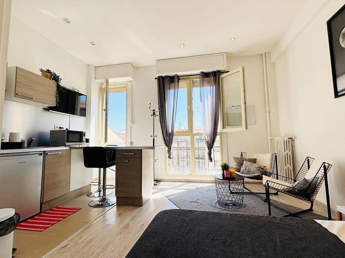 Apartment Citycenter - Charming -wifi-5 Min Gare Nice