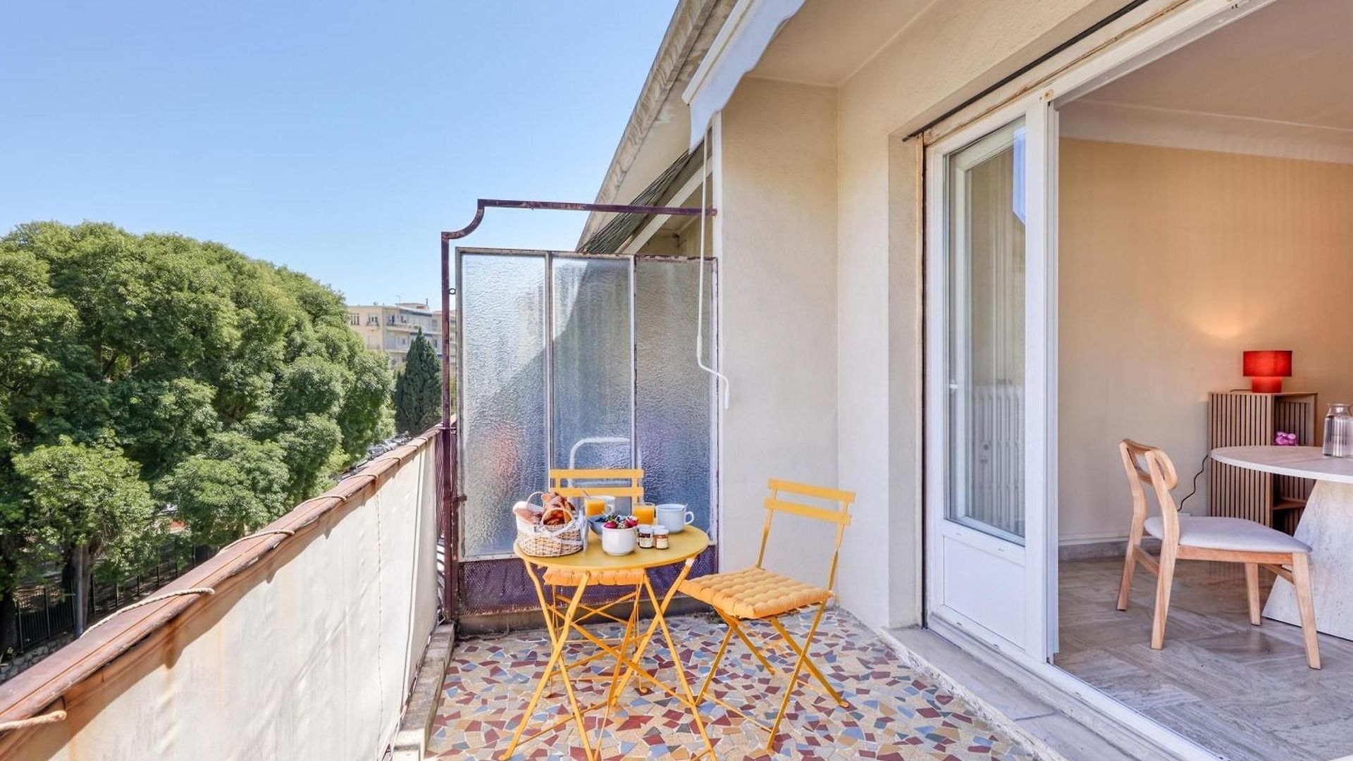 Apartment Lion - Near Center - Terrace - Happy Nice