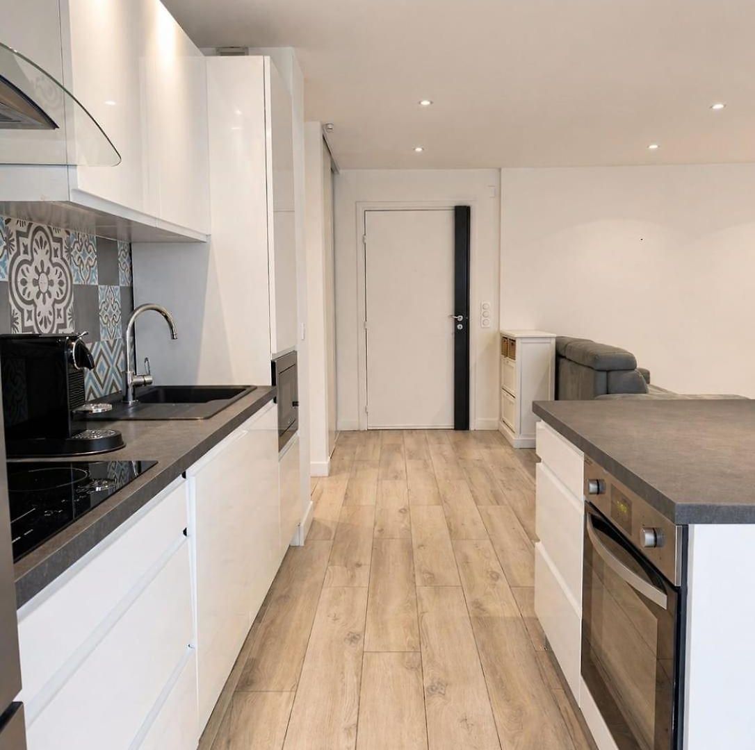 Charming With Terrace & Secure Parking