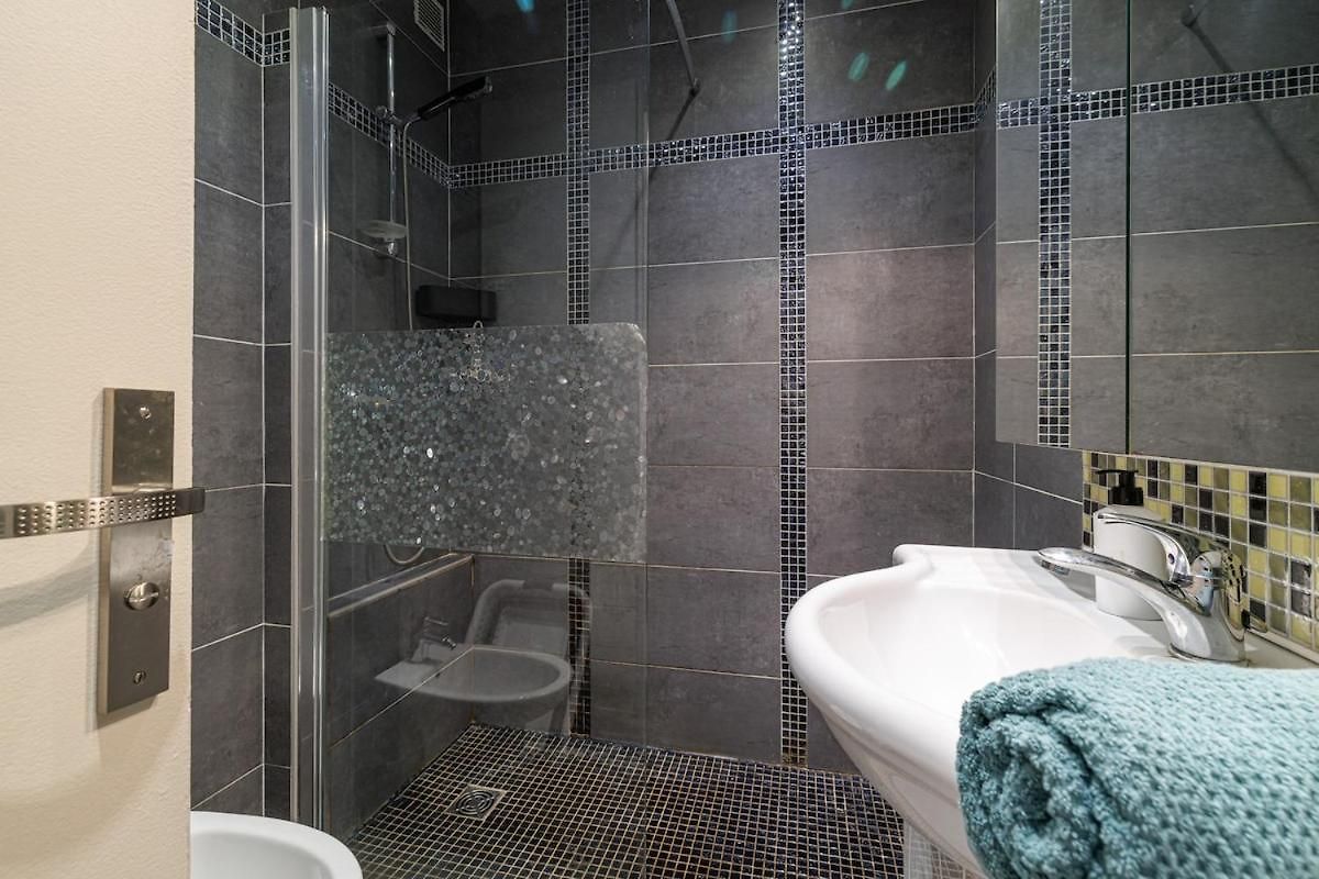 Spacieux T3 Avec Balcon Confort Et Convivialite