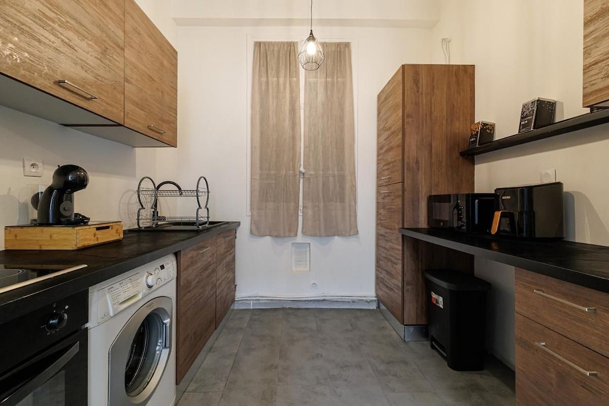 Apartment T2 Avec Balcon Nice