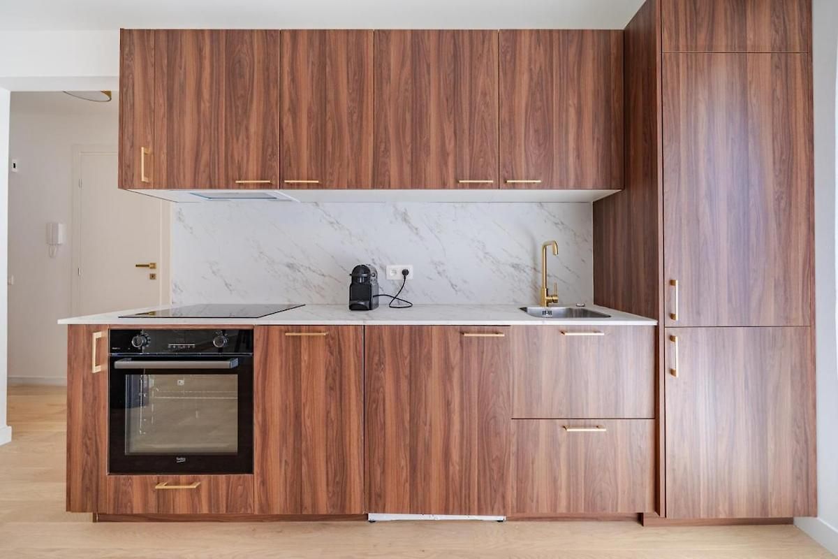 2p Standing, Terrasse, Garage, Proche Port Et Apartment