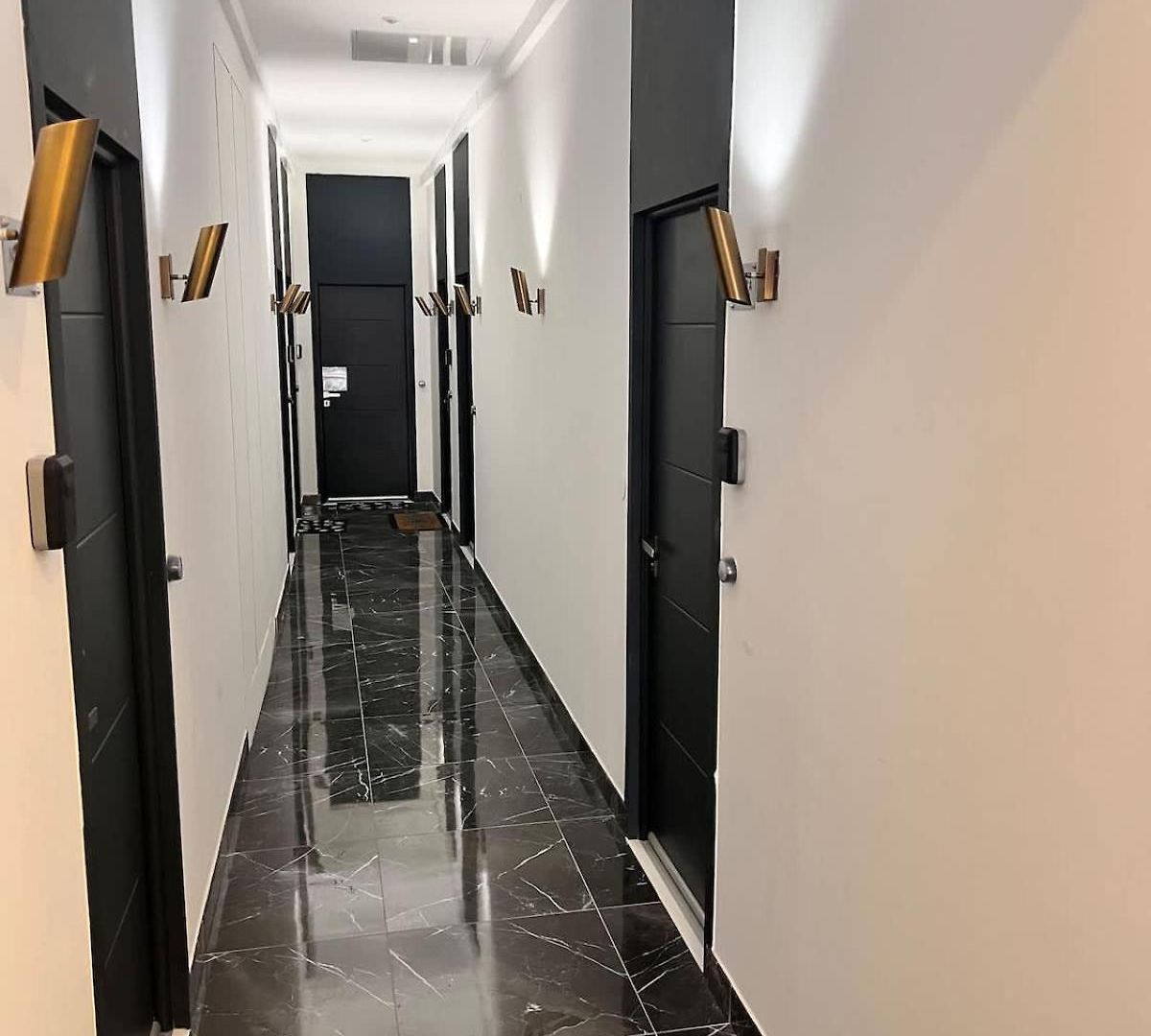 Apartment Bright Modern & Walkable *