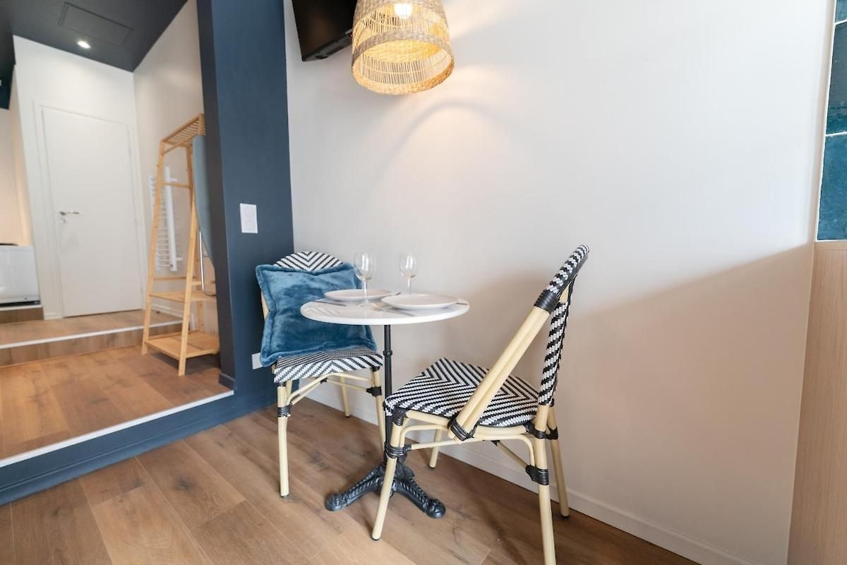 Ambiance Avec Balneo Apartment *