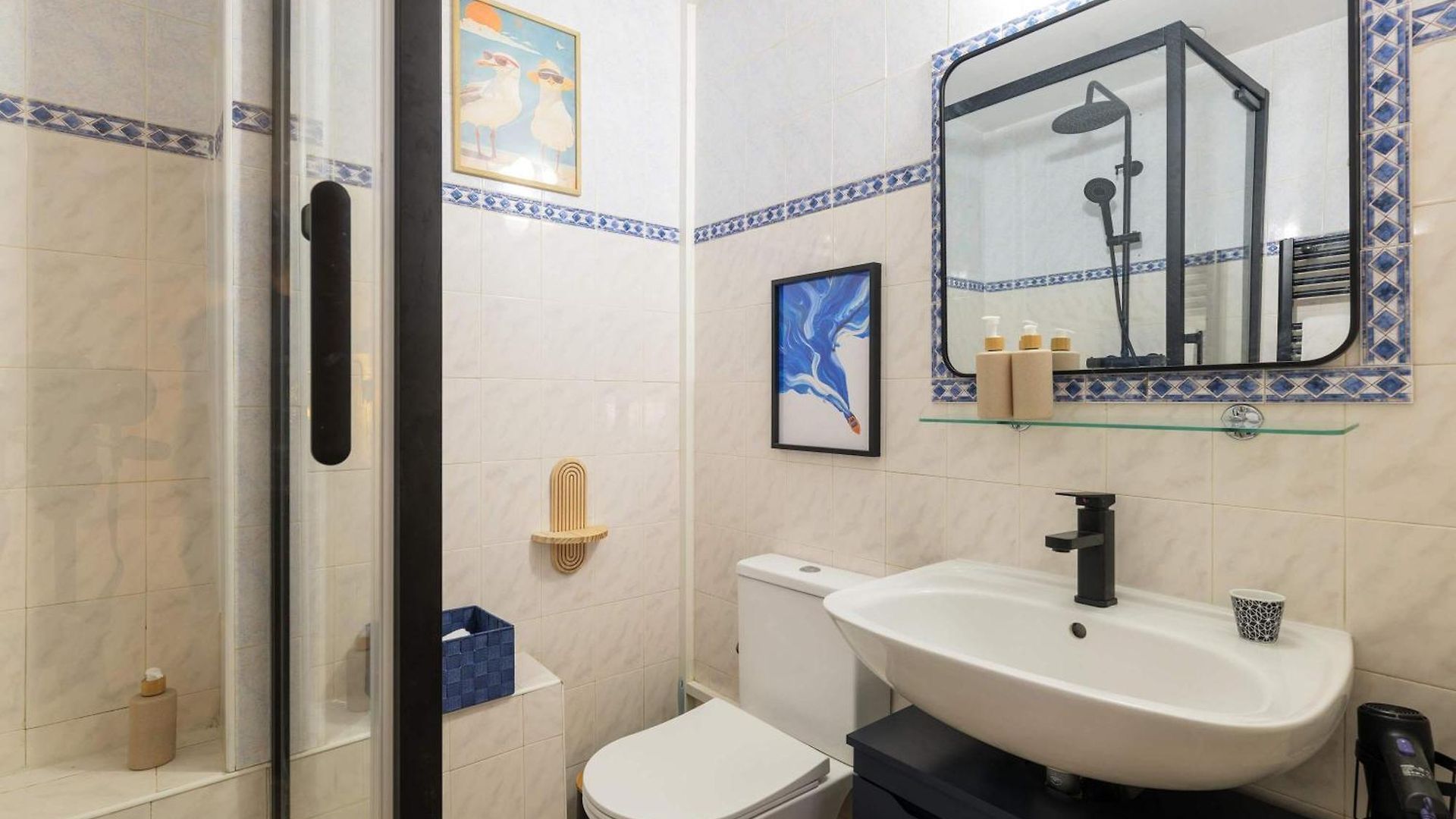 Proche De La Gare Apartment