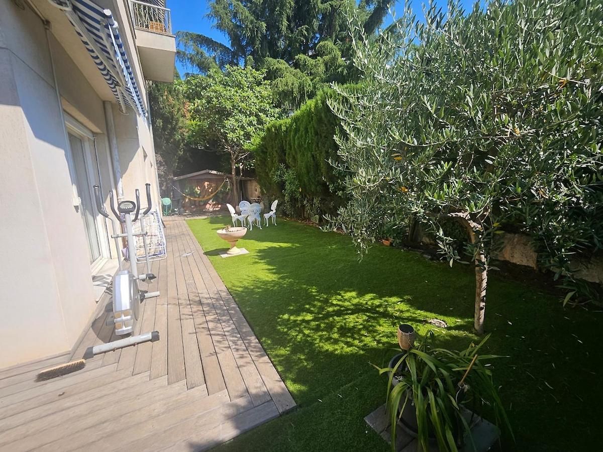 Apartment A Break Nice