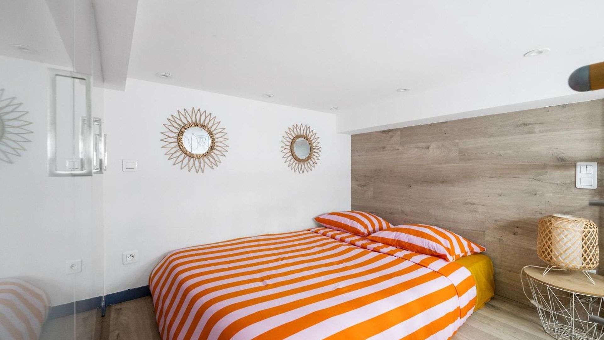 Apartment Vr Mezzanine Au Coeur Du Vieux Nice