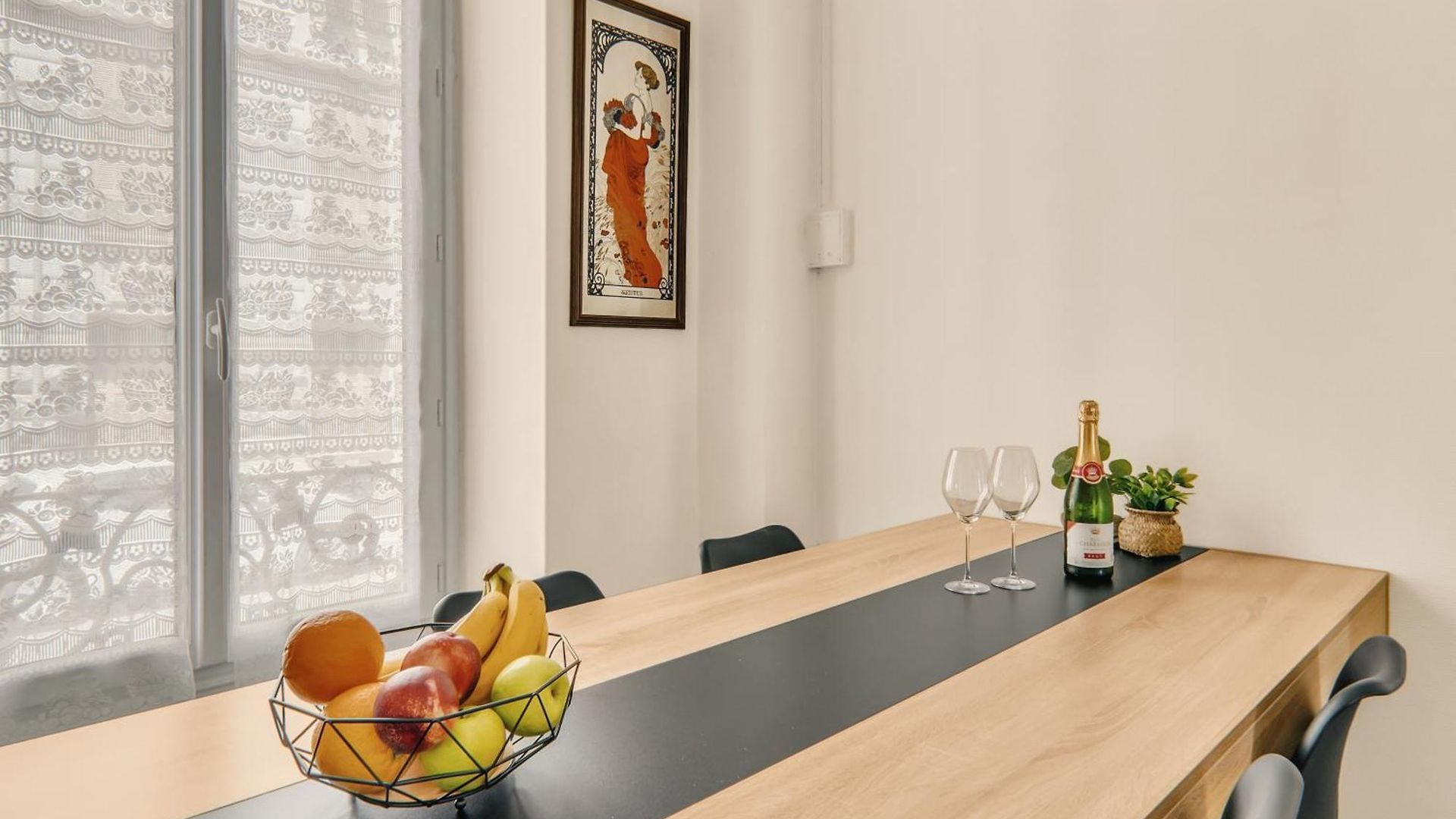 Apartment T1 - Cocon Dore Et Jardin Secret, Liberation