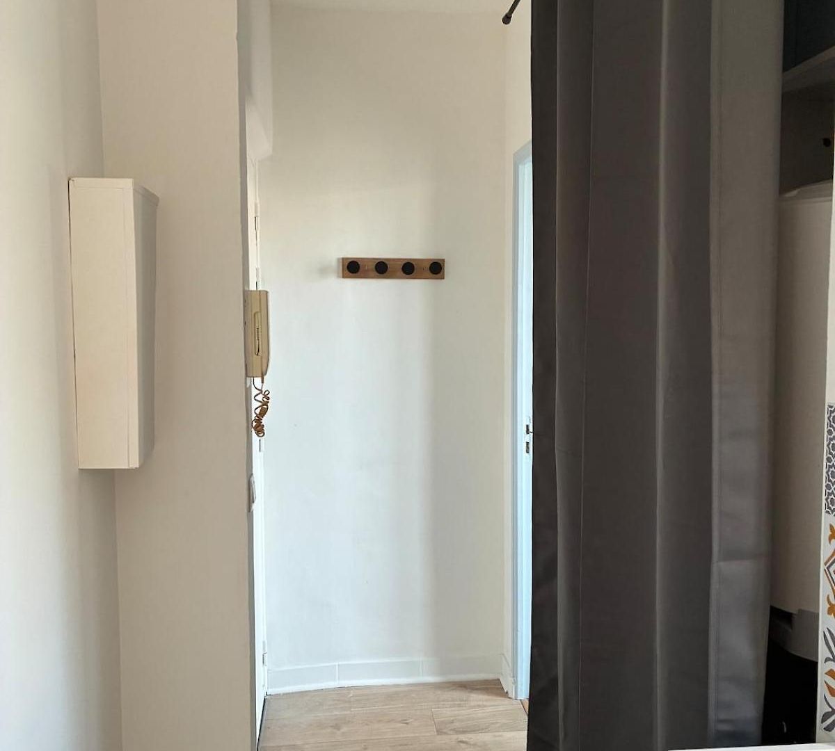 Ideal For A In Apartment *