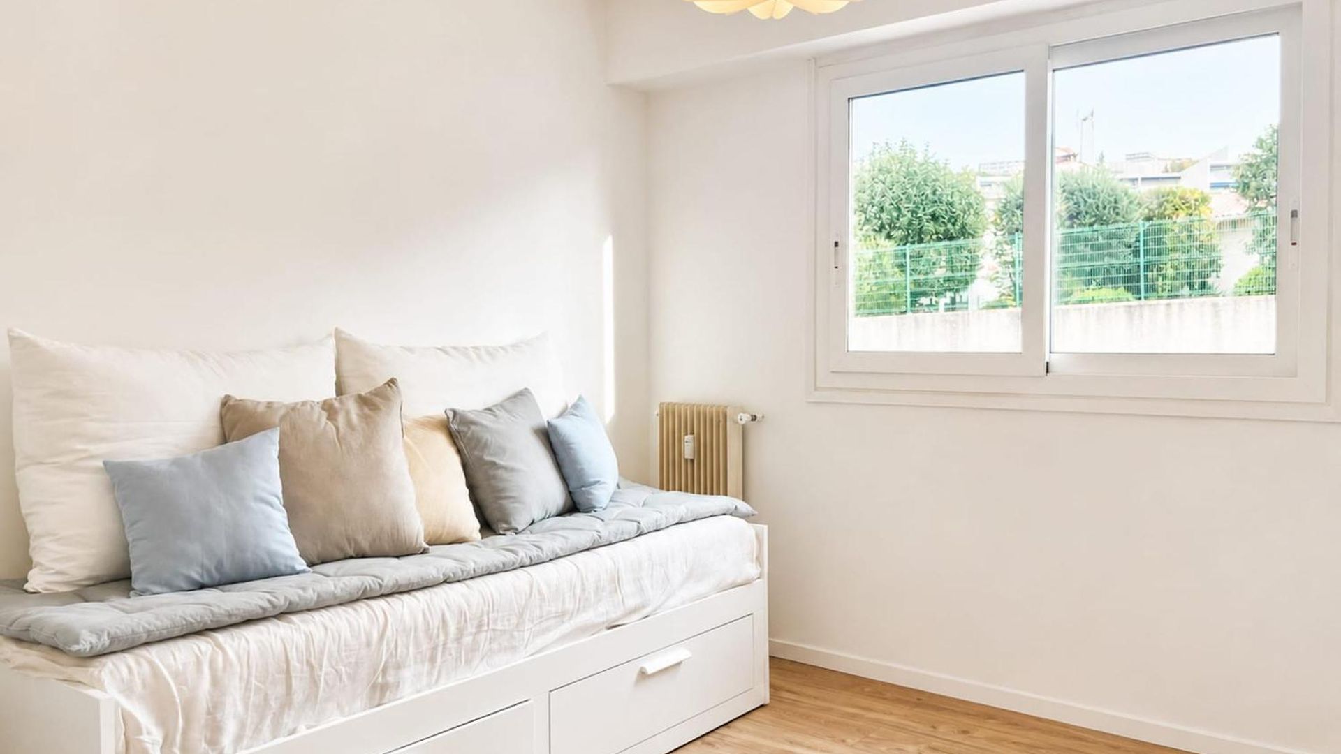 With Terrace And Unobstructed View Apartment