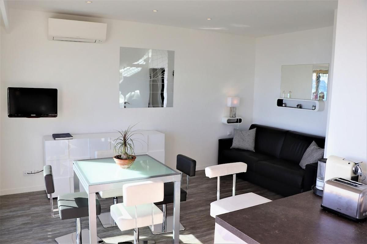 2 Rooms, New, Incredible View Of Promenade Des Apartment Nice