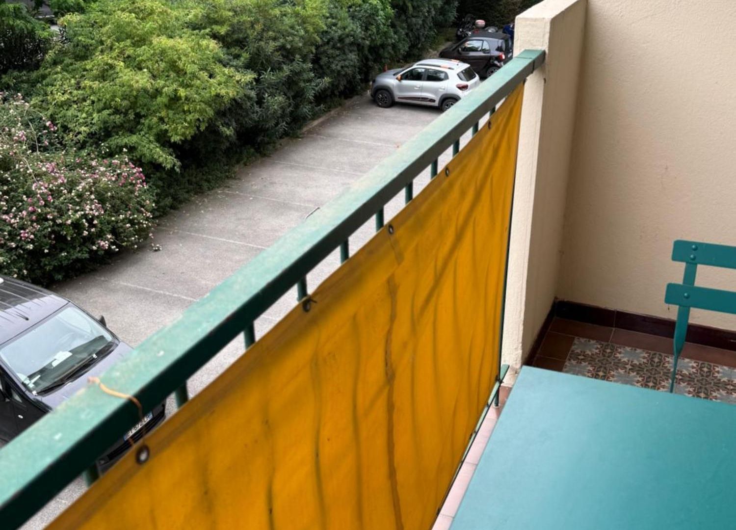 Cosy In With Balcony Parking * Nice